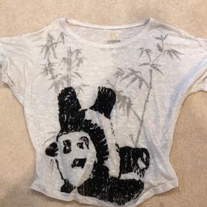 Nat Geo panda shirt